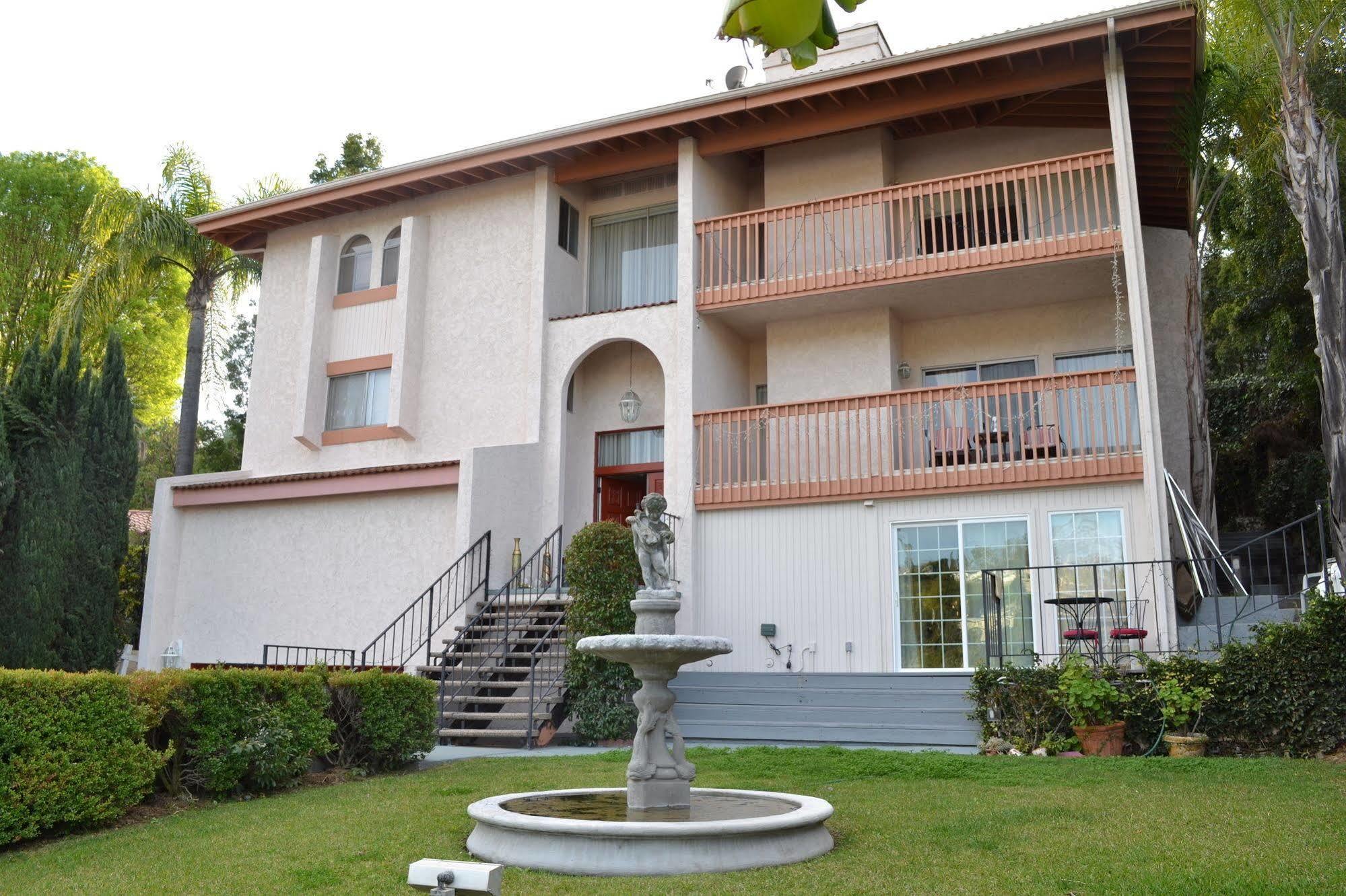 Bed And Breakfast In Hollywood Hills Los Angeles Zewnętrze zdjęcie